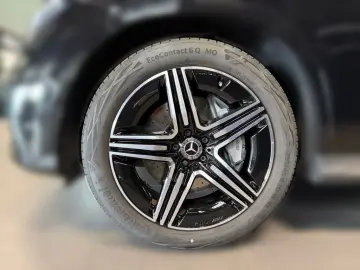MERCEDES-BENZ GLC 300 4MATIC Coupé  AMG MBUX Sportausp. PANO