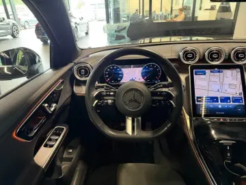 MERCEDES-BENZ GLC 300 4MATIC Coupé  AMG MBUX Sportausp. PANO