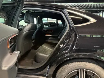 MERCEDES-BENZ GLC 300 4MATIC Coupé  AMG MBUX Sportausp. PANO