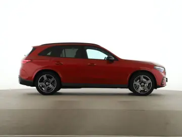 MERCEDES-BENZ GLC 300 4M AMG AHK Night Pano Distr. Burmester
