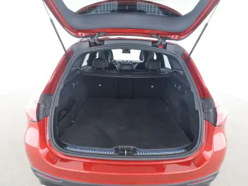 MERCEDES-BENZ GLC 300 4M AMG AHK Night Pano Distr. Burmester