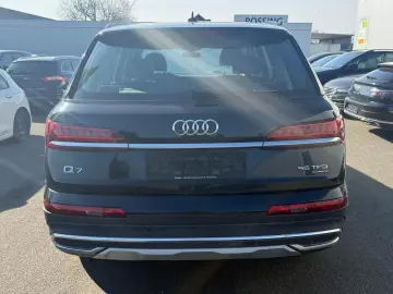 AUDI Q7 55 TFSI quattro 3.0 V6 TFSI TEMPO AHK MATRIX