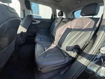 AUDI Q7 55 TFSI quattro 3.0 V6 TFSI TEMPO AHK MATRIX