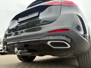 MERCEDES-BENZ GLC 300 d 4M AMG Airmatic HUD AHK Digi…