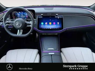 MERCEDES-BENZ E 200 AMG Pano Night Distro DIGITAL Me…