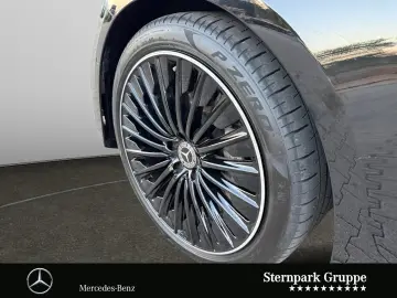 MERCEDES-BENZ E 200 AMG Pano Night Distro DIGITAL Me…