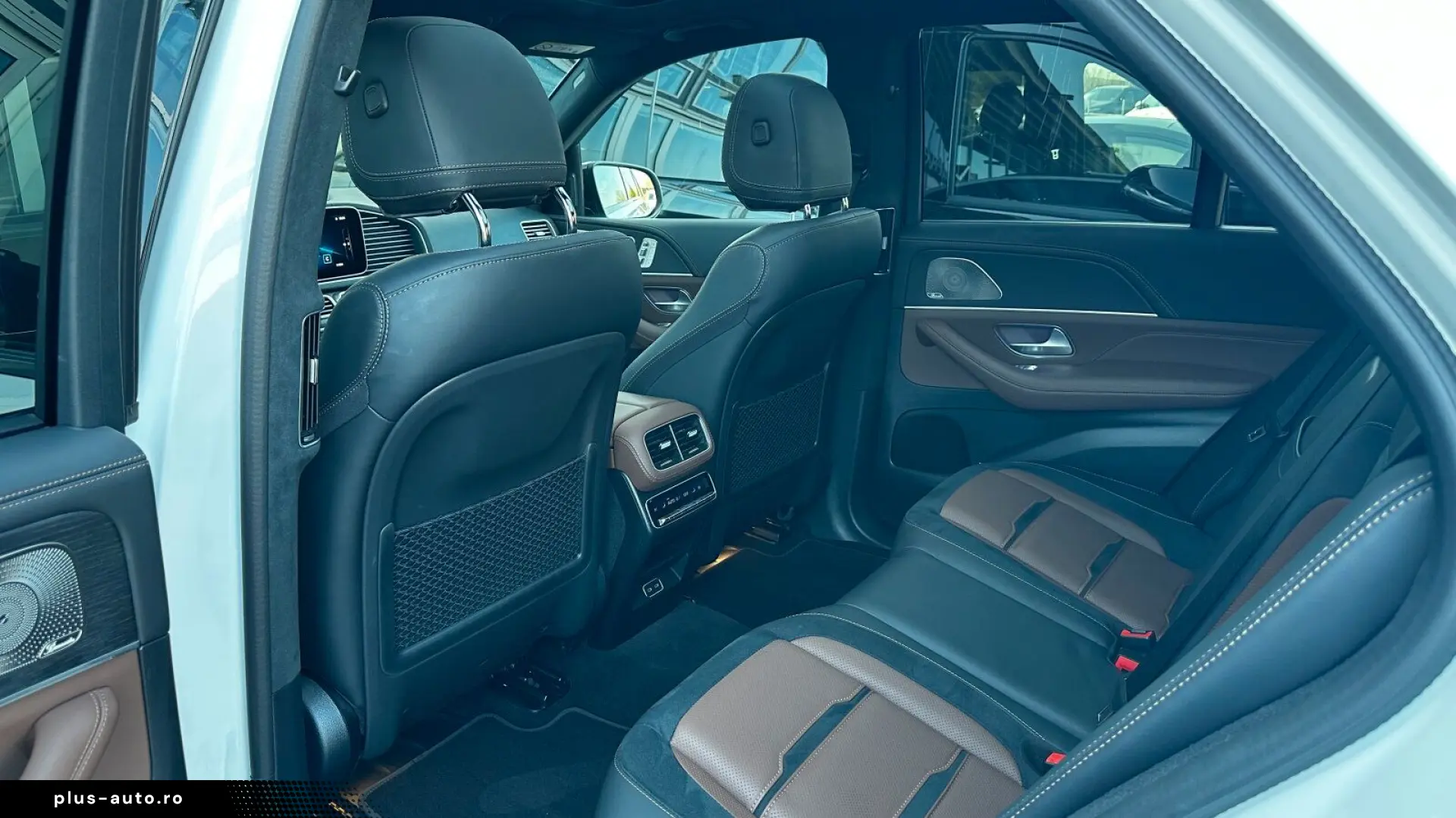 MERCEDES-BENZ GLE 2025 — imagine 16