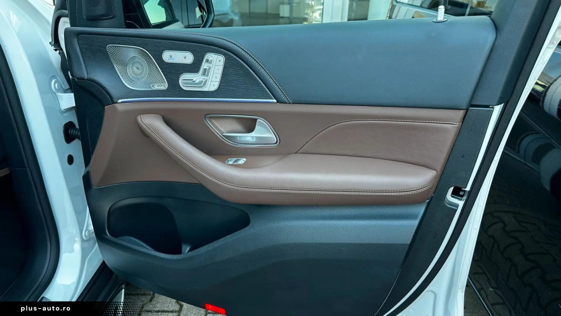 MERCEDES-BENZ GLE 2025 — imagine 28