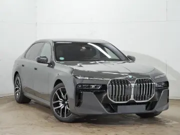 BMW 740d xDrive M Sportpaket B&W UPE 172.000 -