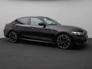 BMW 330e M Sport 360 HUD DAB H K Alarm ParkAs 19Zoll