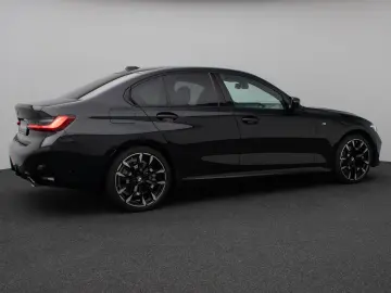 BMW 330e M Sport 360 HUD DAB H K Alarm ParkAs 19Zoll