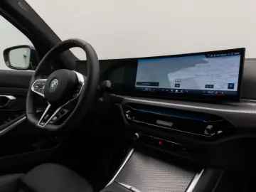 BMW 330e M Sport 360 HUD DAB H K Alarm ParkAs 19Zoll