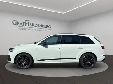 AUDI Q7 50 TDI qu. tiptronic S line Matrix Navi AHK