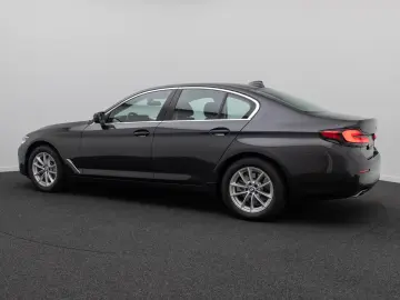 BMW 530i DriveAss Alarm DAB Kamera Leder Parkassist
