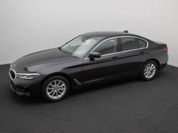 BMW 530i DriveAss Alarm DAB Kamera Leder Parkassist