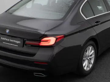 BMW 530i DriveAss Alarm DAB Kamera Leder Parkassist