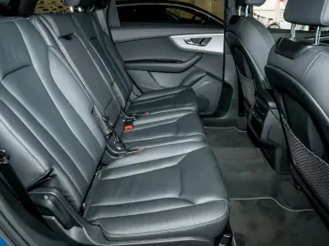 AUDI Q7 55 TFSI qu.S-line Matrix AHK 360  ad.Air Pano