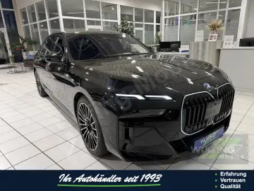 BMW 750 e xDrive M-Sport Pro ACC 360  STHZ 1.Hd. AH