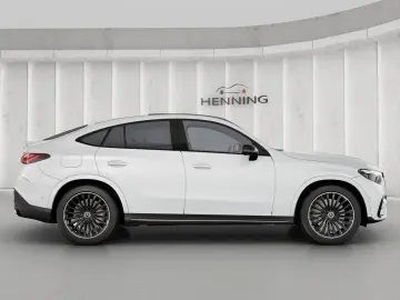 MERCEDES-BENZ GLC 300 d Coupé AMG Premium Night Pano…