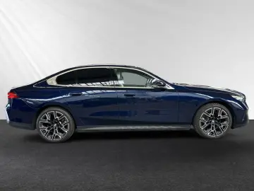 BMW 520d xDrive Inkl. € 1.190 Zubehörbonus UPE  82.9