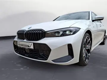 BMW 330i xDrive Limousine M-Sport Pro Glasdach M-Spo
