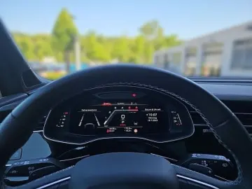 AUDI Q7 50 TDI quattro competition plus Matrix