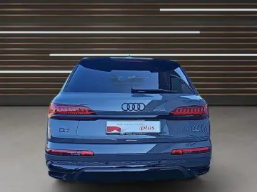 AUDI Q7 50 TDI quattro competition plus Matrix