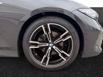 BMW 320d xDrive M Sport Head-Up DAProf. PA