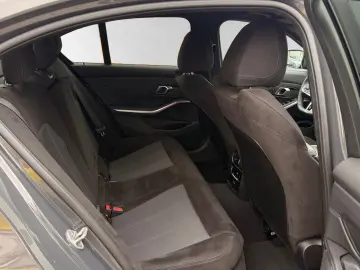 BMW 320d xDrive M Sport Head-Up DAProf. PA