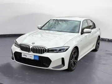 BMW 330d xDrive Automatik M SPORT Parking Assistant