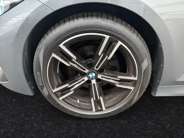 BMW 320d xDrive M Sport AHK Stop&Go Head-Up
