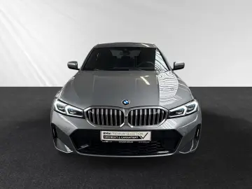 BMW 320d xDrive M Sport AHK Stop&Go Head-Up
