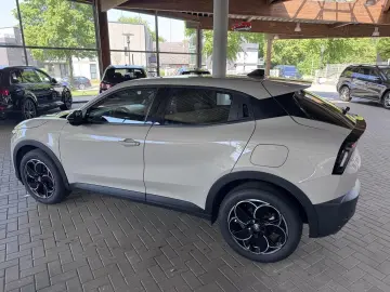 ALFA ROMEO Junior Elettrica 115 kW Wärmepumpe  18-Zoll  10