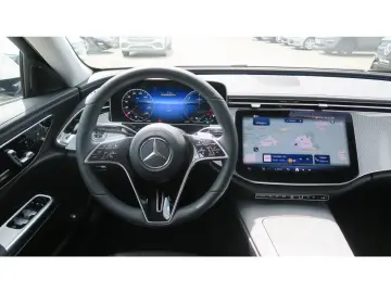 MERCEDES-BENZ E 300 de 4M Avantgarde Technik-Paket A…