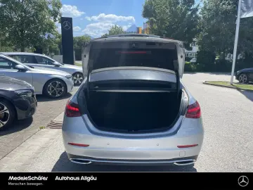 MERCEDES-BENZ C 300 e Avantgarde SHD LED Kamera Ambiente