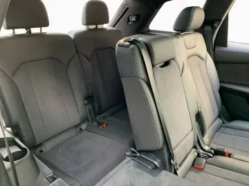 AUDI Q7 50 TDI quattro S LINE ALLRADL MATRIX PANO AHK