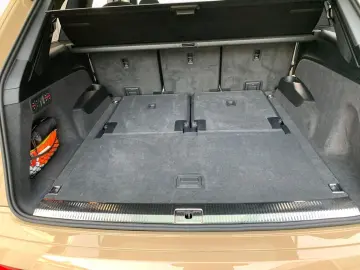 AUDI Q7 50 TDI quattro S LINE ALLRADL MATRIX PANO AHK