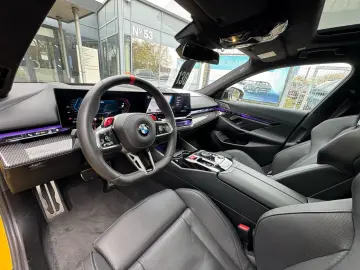 BMW M5 Limousine Individ. PANO B&W CarbonKeram 0 5%