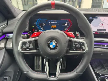 BMW M5 Limousine Individ. PANO B&W CarbonKeram 0 5%