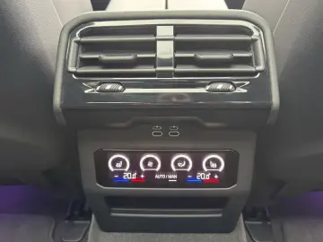 BMW M5 Limousine Individ. PANO B&W CarbonKeram 0 5%