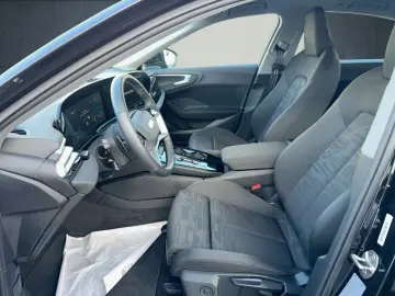 AUDI A5 Limousine TFSI quattro Nav Kam sound 18  Assi