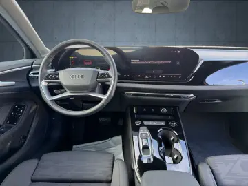 AUDI A5 Limousine TFSI quattro Nav Kam sound 18  Assi