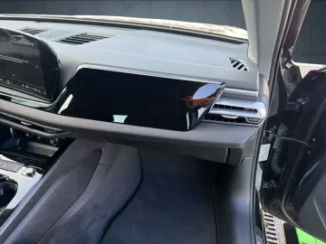 AUDI A5 Limousine TFSI quattro Nav Kam sound 18  Assi