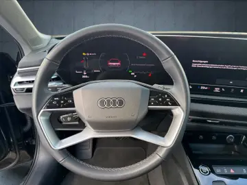 AUDI A5 Limousine TFSI quattro Nav Kam sound 18  Assi