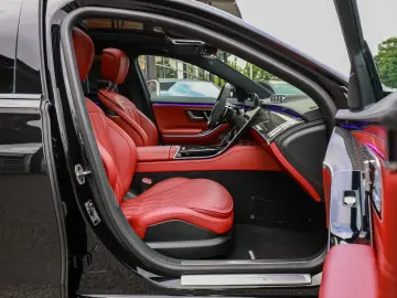 MERCEDES-BENZ S 63 AMG E Performance Lang Exklusiv D…