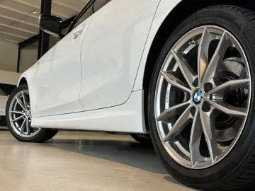 BMW 320 d M Sport  LED ACC Kamera AHK Live Cockpit