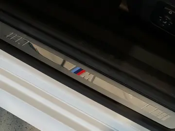 BMW 320 d M Sport  LED ACC Kamera AHK Live Cockpit