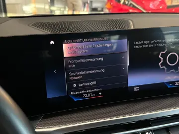 BMW 320 d M Sport  LED ACC Kamera AHK Live Cockpit