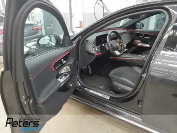 MERCEDES-BENZ E 200 AMG Distronic  360  Memory Burmester LED