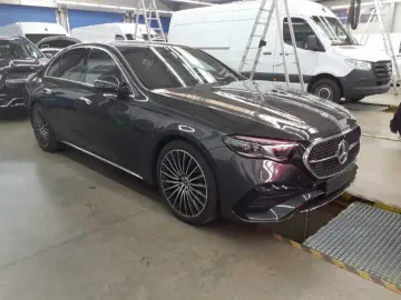 MERCEDES-BENZ E 200 AMG Distronic  360  Memory Burmester LED